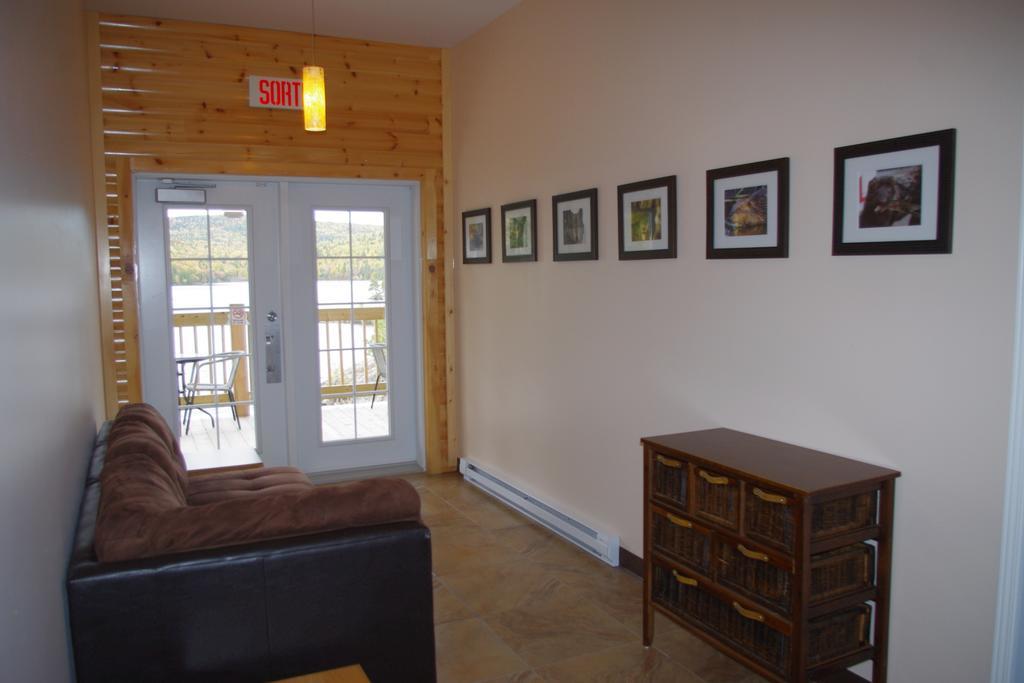 Auberge La Taniere Tadoussac Eksteriør billede