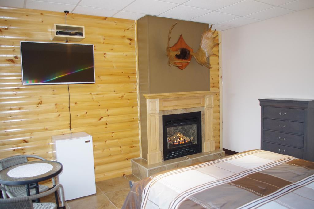 Auberge La Taniere Tadoussac Værelse billede