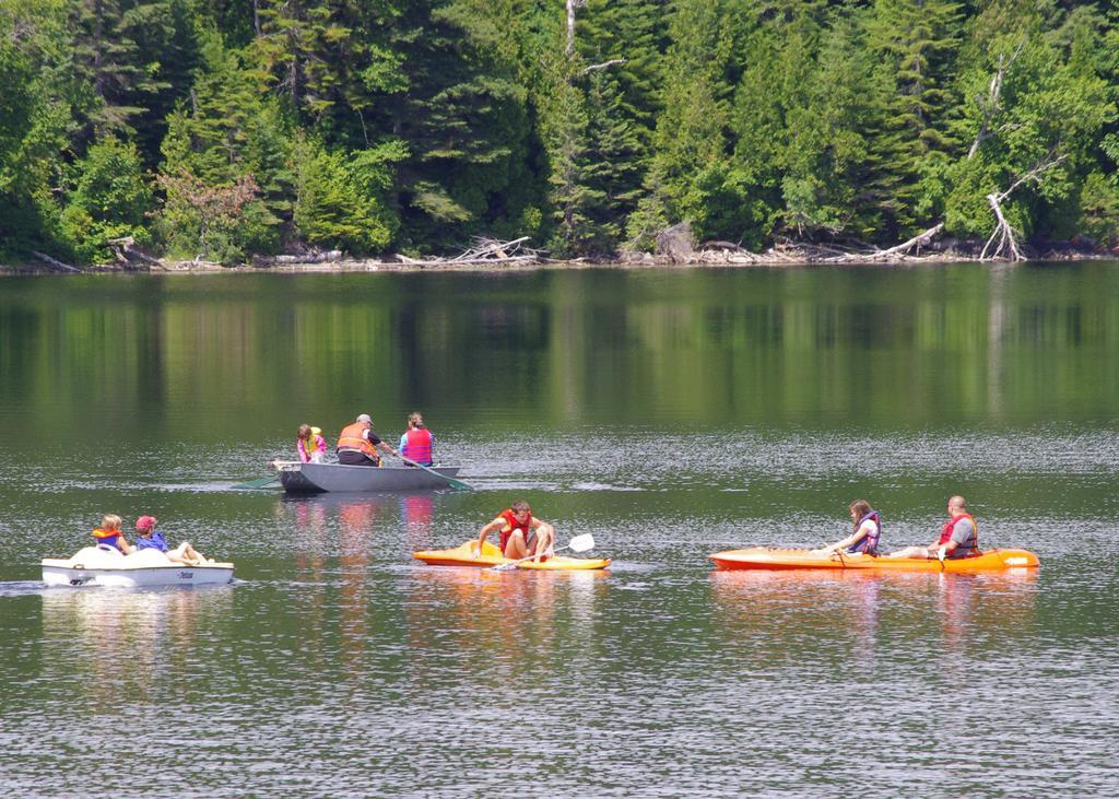 Auberge La Taniere Tadoussac Eksteriør billede