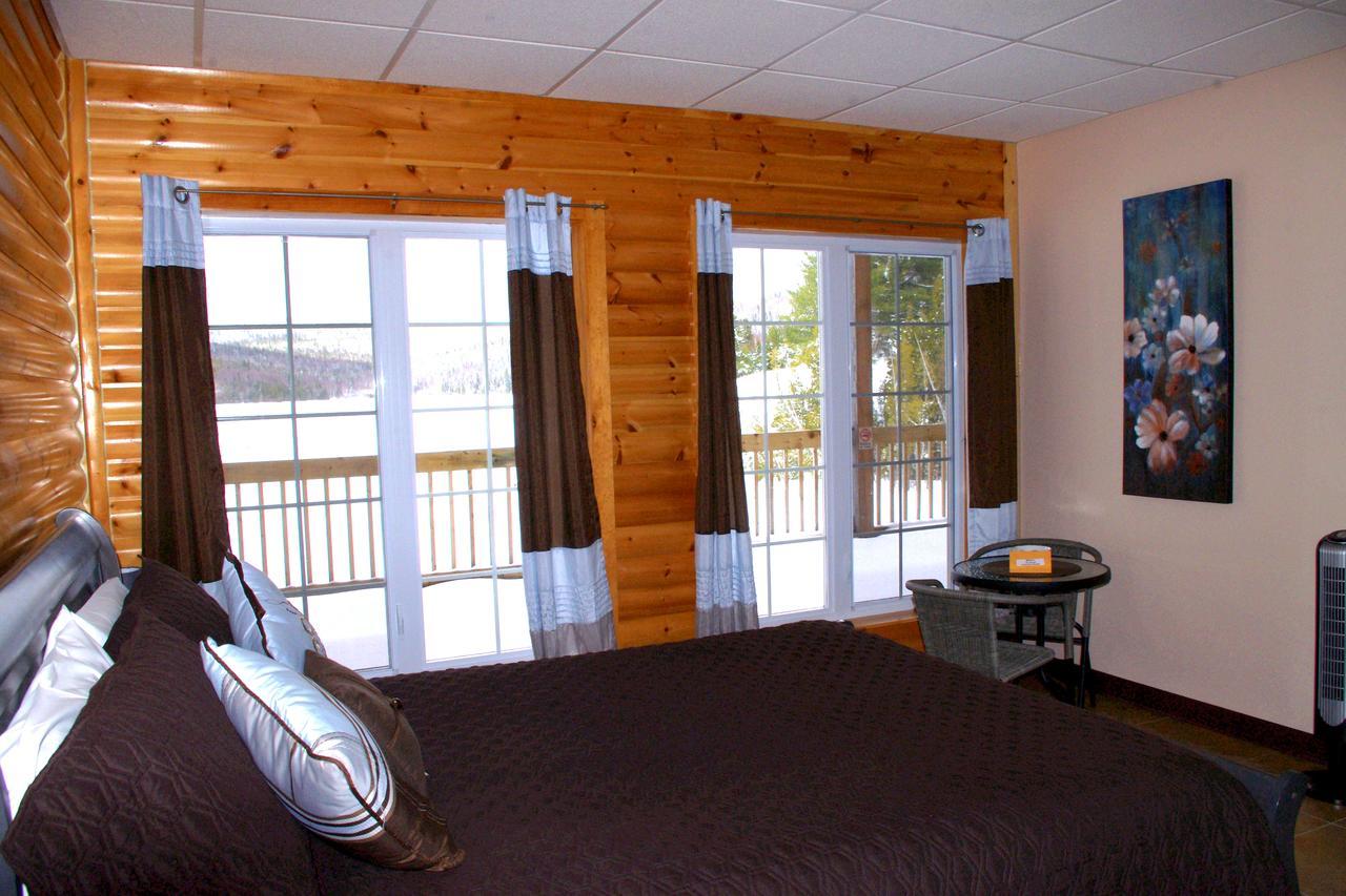 Auberge La Taniere Tadoussac Eksteriør billede