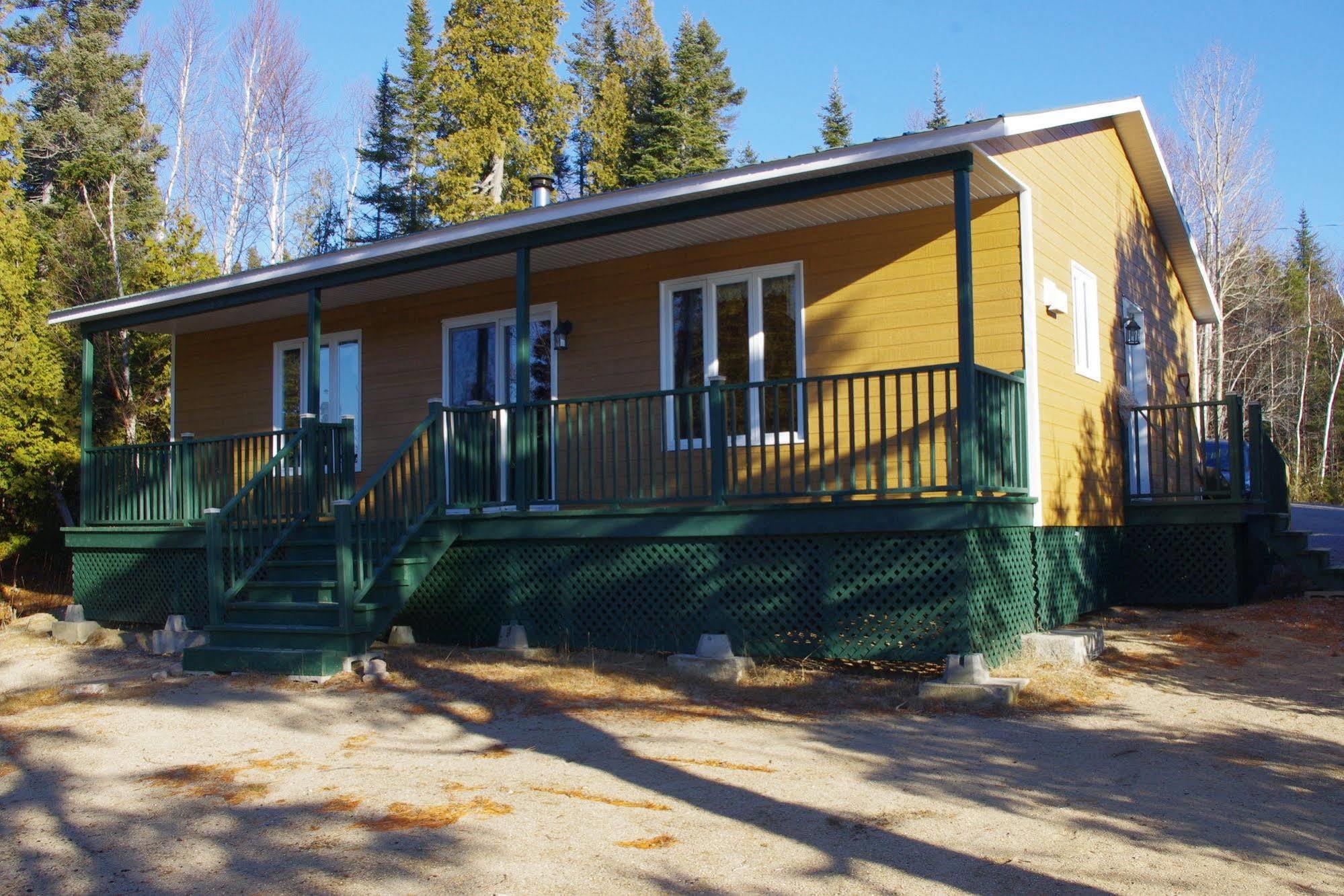 Auberge La Taniere Tadoussac Eksteriør billede